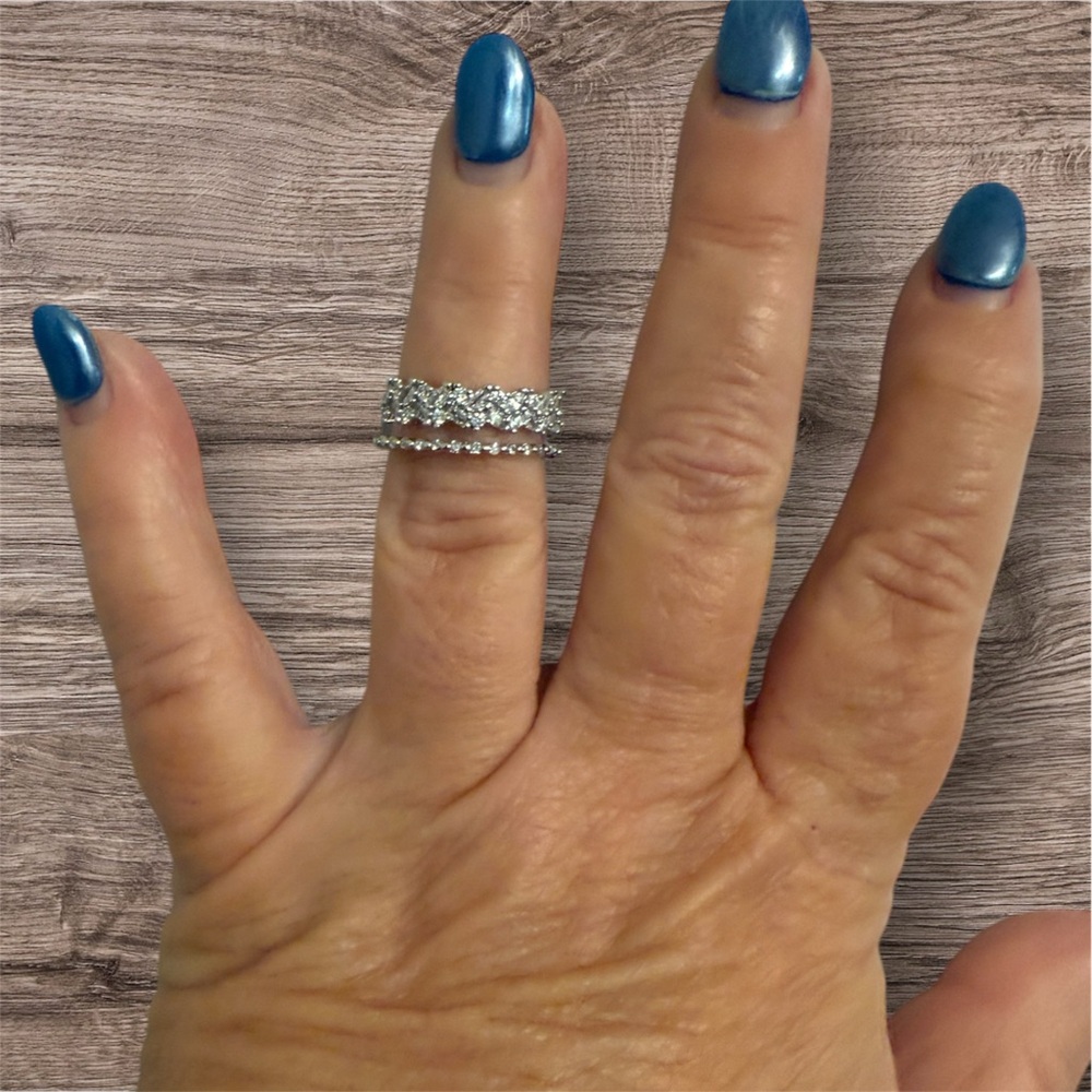 🔥2/$24 or 3/$30🔥 Elegant Silver Fashion  Ring